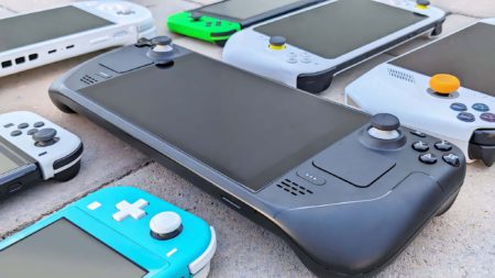 A Steam Deck prototype was sold on Ebay for $2000